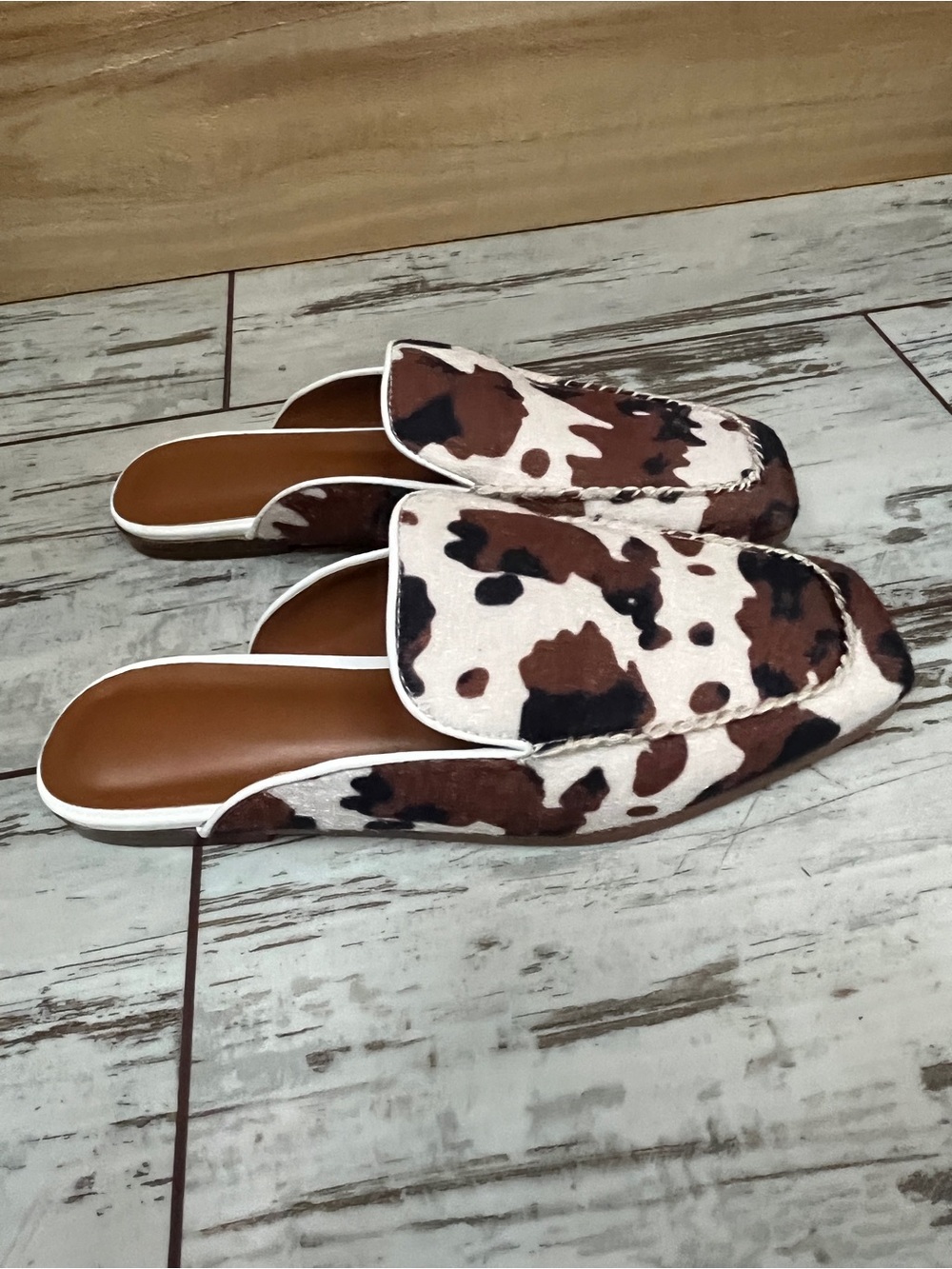 Cow Print Hair Calf Leather Square Toe Mules Womens 8 Low Heel Slip On Slides - Picture 15 of 16